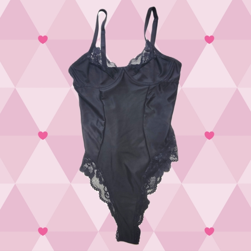 VINTAGE ESCANTE Black Lace Bodysuit
